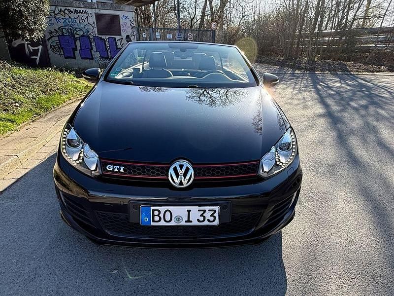 Gebraucht VW Golf Cabriolet GTI 220 PS (161 kW) 2016 Schwarz Cabrio