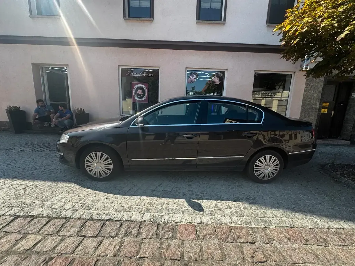 Gebraucht VW Passat 122 PS (89 kW) 2010 Andere farben Limousine