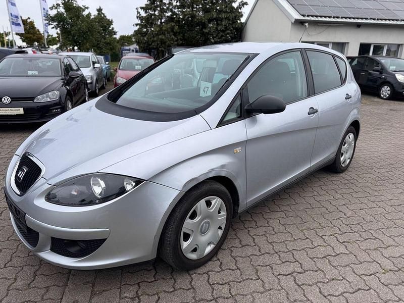 Gebraucht Seat Altea Reference 102 PS (75 kW) 2006 Silber Van / Kleinbus