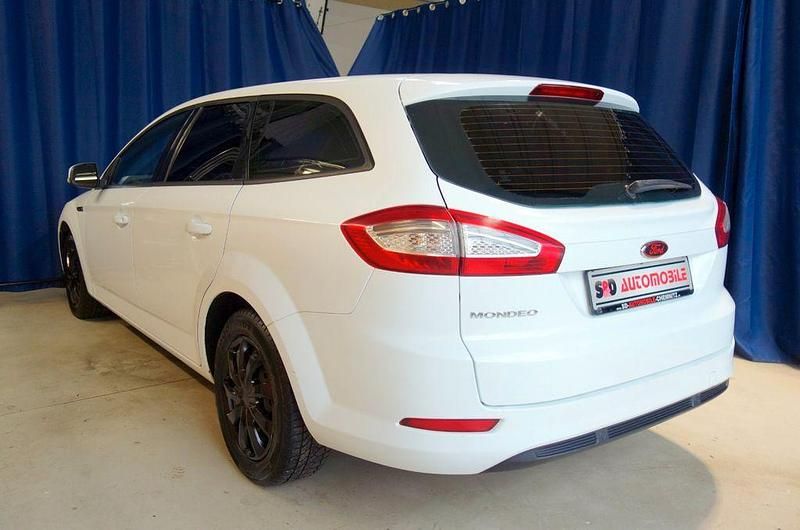 Gebraucht Ford Mondeo Trend 140 PS (102 kW) 2012 Weiß Limousine