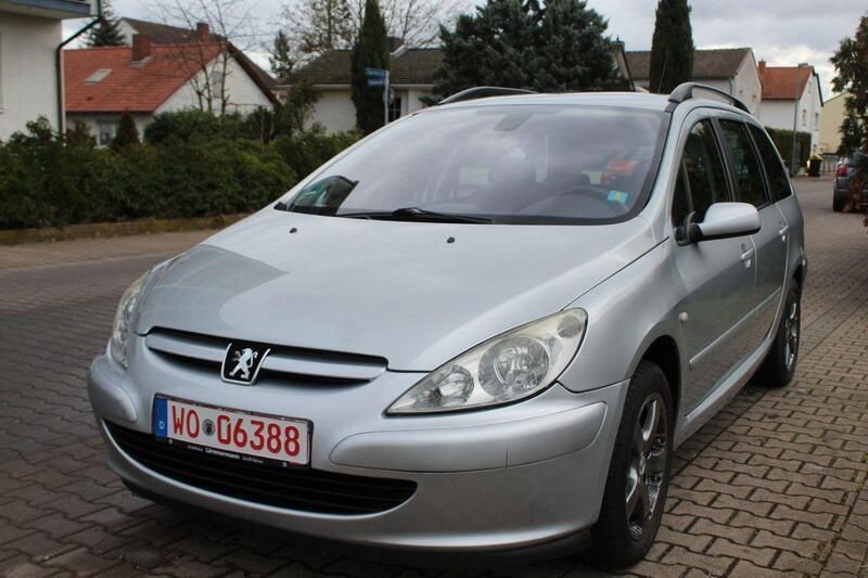 Gebraucht Peugeot 307 Tendance 109 PS (80 kW) 2003 Silber Kombi