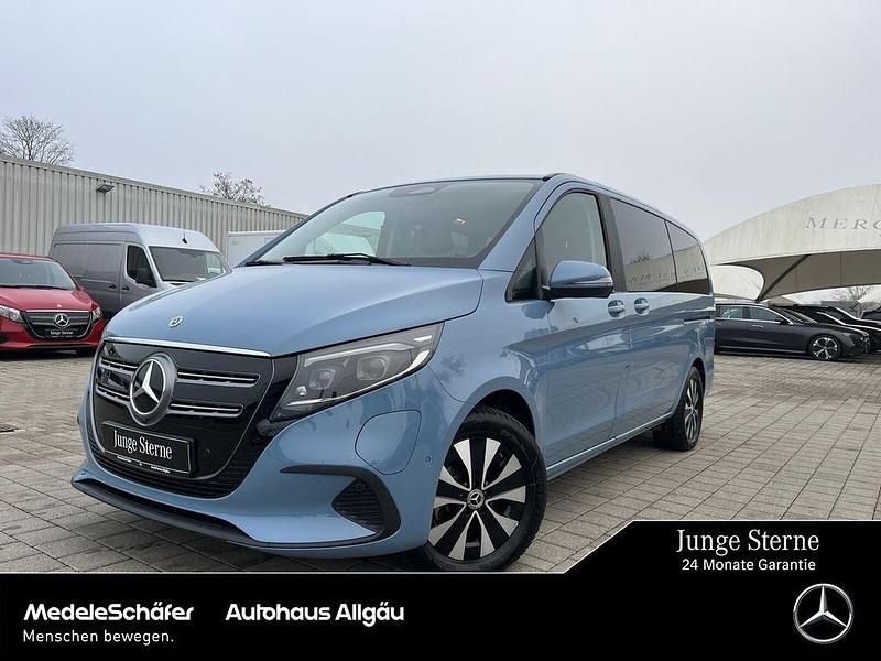 Blau Gebraucht 2024 Mercedes EQV300 Van / Kleinbus | 49.850 € (Fairer Preis) - Bild 1/4