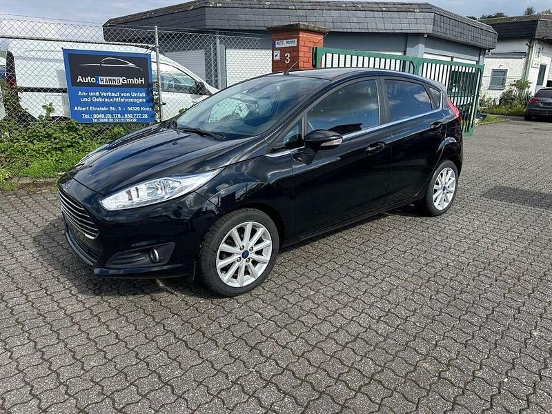 Gebraucht Ford Fiesta Titanium 101 PS (74 kW) 2017 Schwarz Kleinwagen