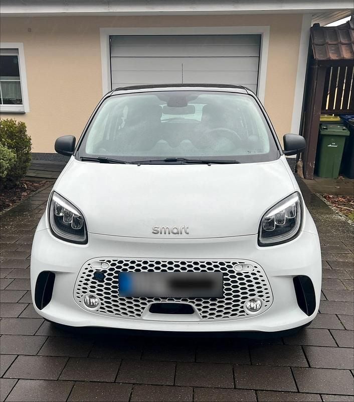 Gebraucht Smart ForFour Electric Drive 60 kW (82 PS) 2021 Weiß Kleinwagen