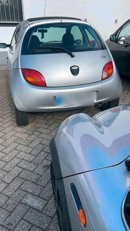 Gebraucht Ford Ka 60 PS (44 kW) 2001 Silber Kleinwagen