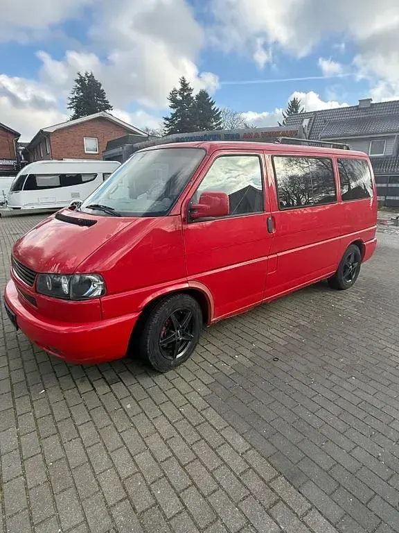 Gebraucht VW Multivan 102 PS (75 kW) 1999 Rot Van / Kleinbus