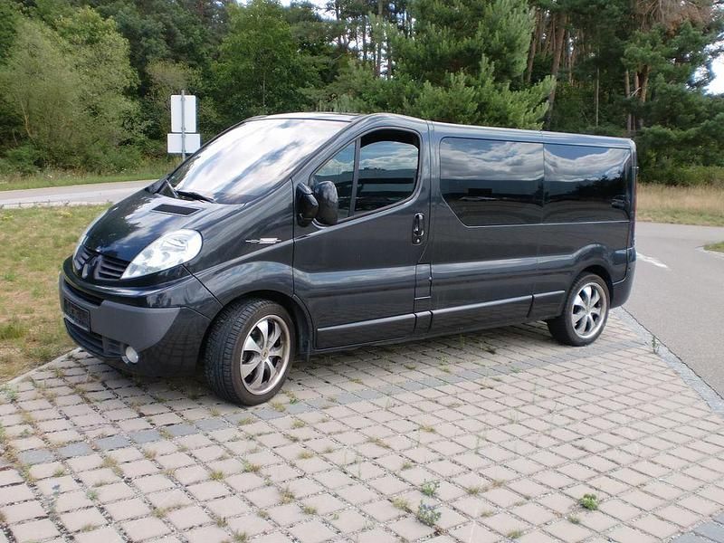 Schwarz Gebraucht 2013 Renault Trafic Van | 13.289 € (Etwas zu teuer) - Bild 1/4