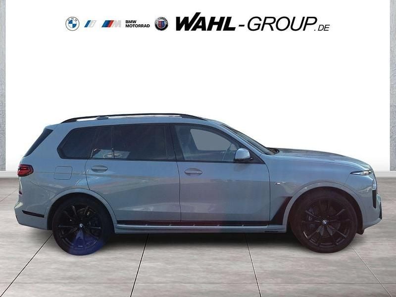Gebraucht BMW X7 M Sport 352 PS (258 kW) 2022 Grau SUV
