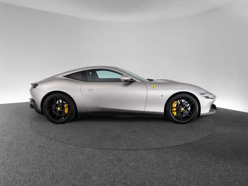 Gebraucht Ferrari Roma 620 PS (456 kW) 2023 Silber Coupé