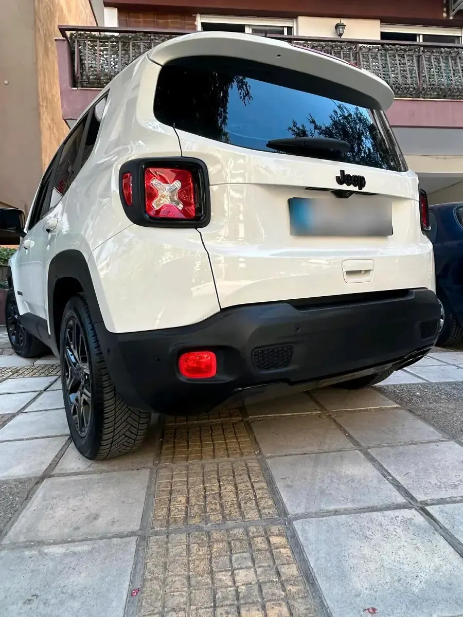 Gebraucht Jeep Renegade 140 PS (102 kW) 2018 Weiß SUV