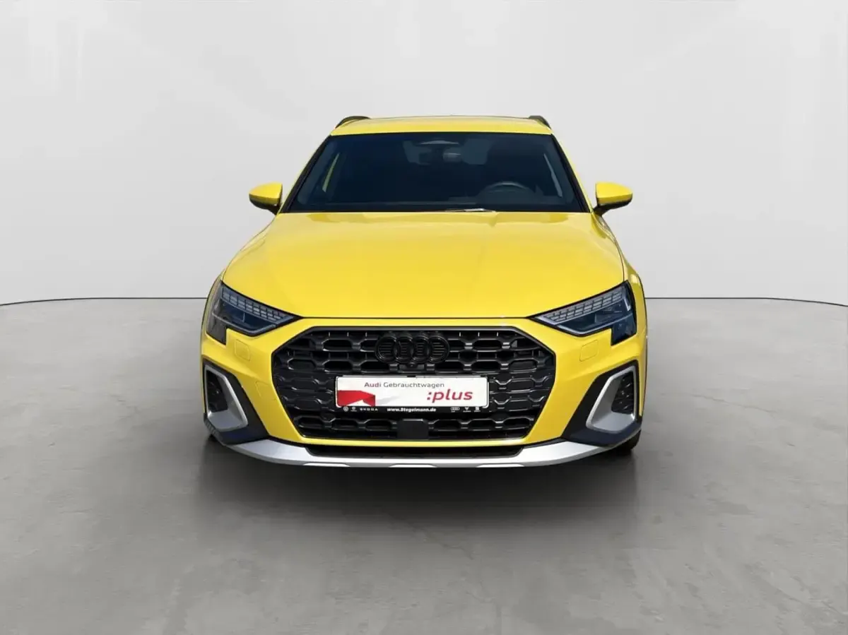 Gebraucht Audi A3 e-tron Ambition 204 PS (150 kW) 2026 Pythongelb metallic Kleinwagen