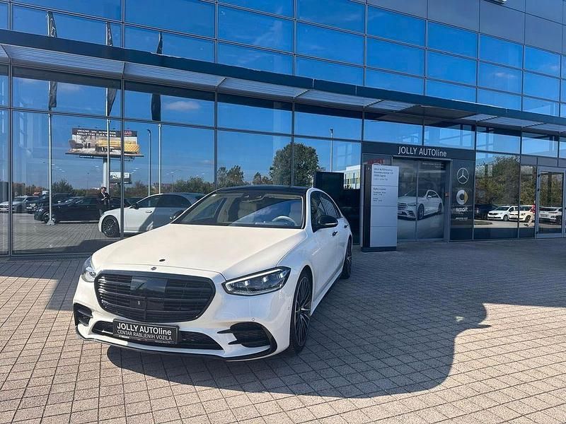 Weiß Gebraucht 2023 Mercedes S400 AMG line Limousine | 114.000 € - Bild 1/4