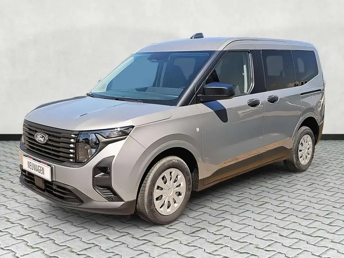 Neu Ford Tourneo Courier Trend 125 PS (91 kW) 2026 Solar silver Van / Kleinbus