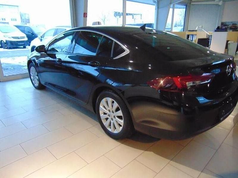Gebraucht Opel Insignia Innovation 165 PS (121 kW) 2018 Schwarz Limousine
