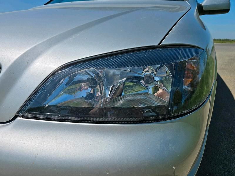 Usata Opel Astra 101 CV (74 kW) 2002 Argento Berlina