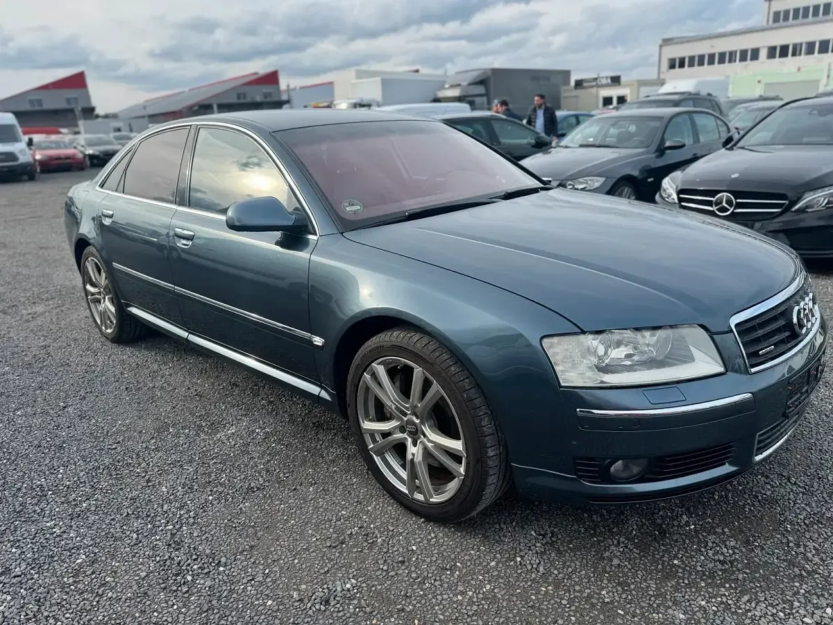 Gebraucht Audi A8 280 PS (205 kW) 2004 Grau Limousine