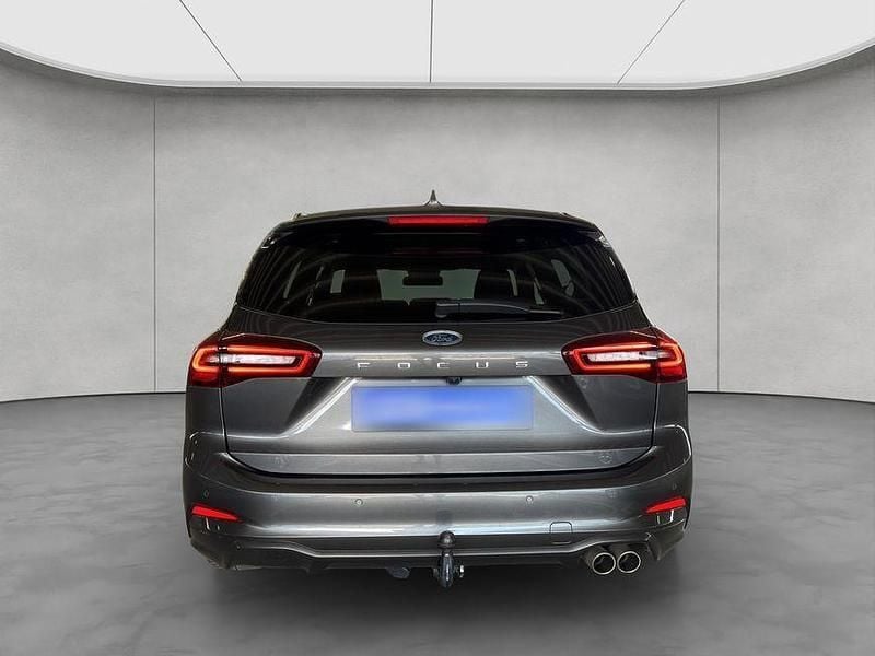 Second-hand Ford Focus ST-Line X 155 CP (114 kW) 2024 Gri Berlinǎ