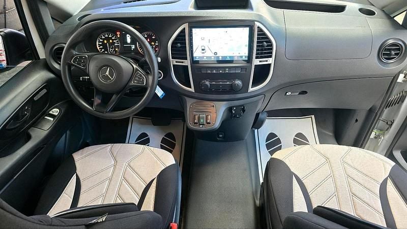 Gebraucht Mercedes Vito 163 PS (119 kW) 2016 Weiß Van