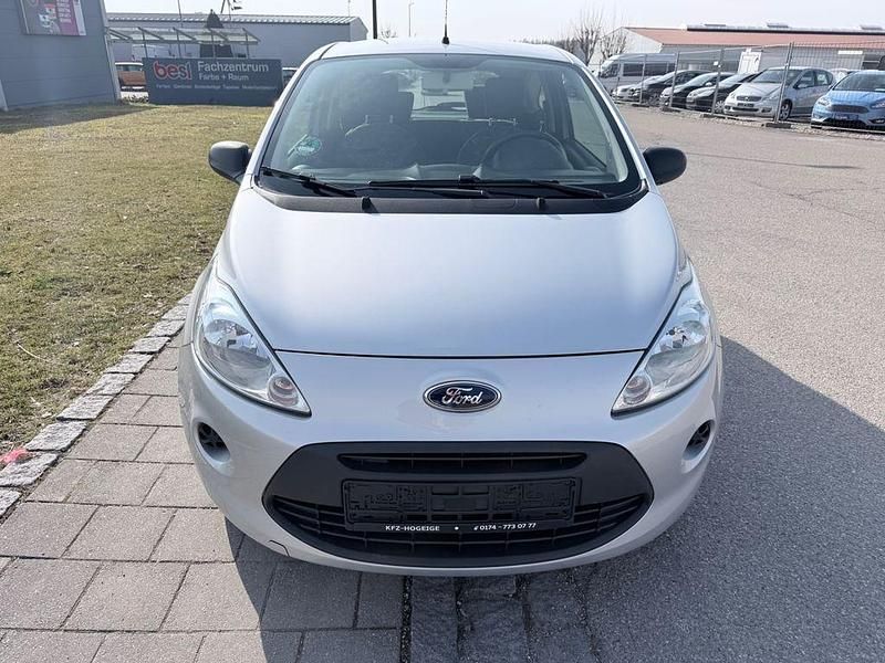 Gebraucht Ford Ka Ambiente 69 PS (50 kW) 2013 Silber Kleinwagen