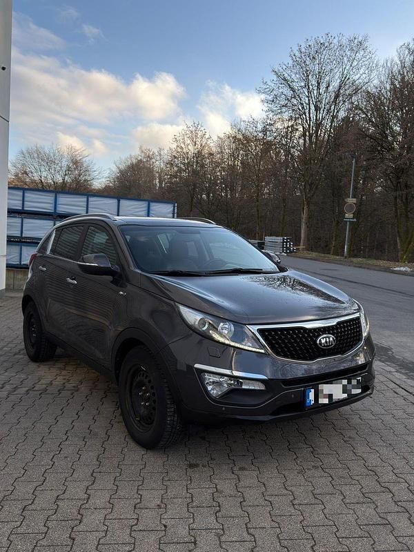 Gebraucht Kia Sportage Platinum 136 PS (100 kW) 2015 Grau SUV