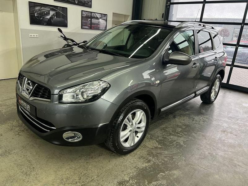 Grau Gebraucht 2011 Nissan Qashqai +2 Acenta+ SUV | 5.400 € (Fairer Preis) - Bild 1/3