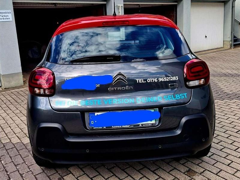 Grau Gebraucht 2017 Citroën C3 Feel Kleinwagen | 9.500 € (Fairer Preis) - Bild 1/4