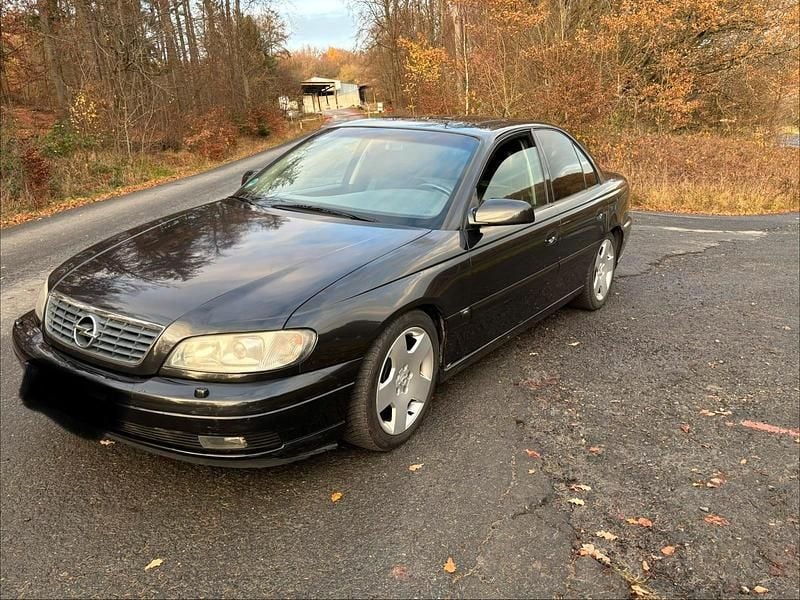 Gebraucht Opel Omega Sport 211 PS (155 kW) 2000 Schwarz Limousine