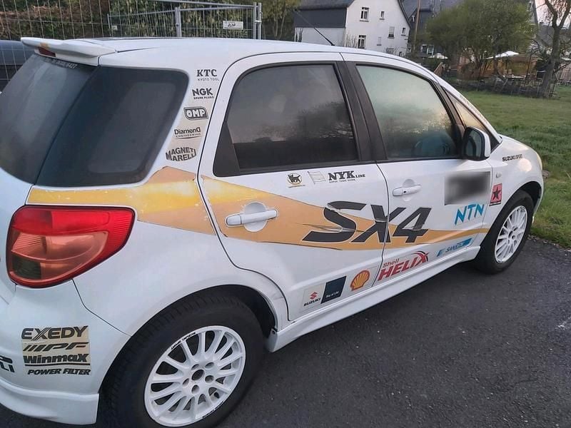 Gebraucht Suzuki SX4 107 PS (78 kW) 2008 Weiß Limousine