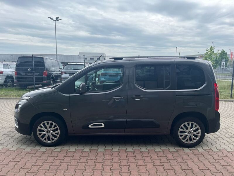 Gebraucht Citroën Berlingo Feel 102 PS (75 kW) 2018 Grau Van / Kleinbus