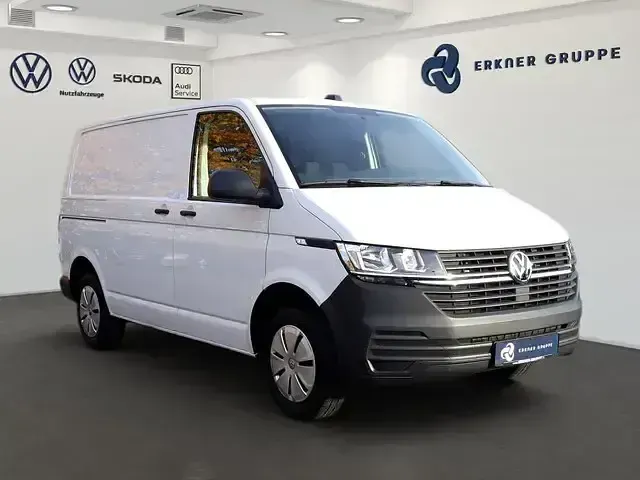 Gebraucht VW T6.1 110 PS (80 kW) 2023 Candyweiß Van