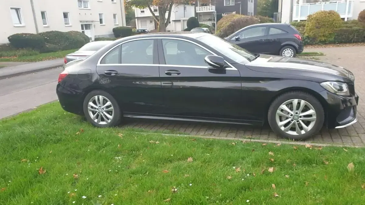 Gebraucht Mercedes 200 AMG 250 PS (183 kW) 2015 Schwarz