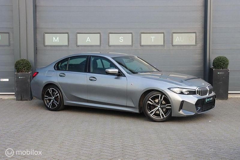 Gebraucht BMW 318 Performance 156 PS (114 kW) 2024 Grau Limousine