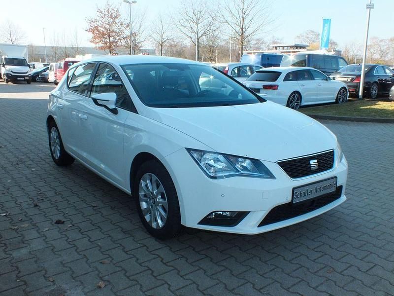 Usata Seat Leon Style 110 CV (80 kW) 2014 Bianco Berlina