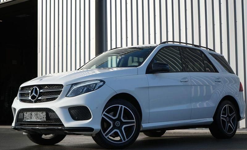 Weiß Gebraucht 2016 Mercedes GLE350 AMG line SUV | 28.690 € (Superpreis) - Bild 1/4