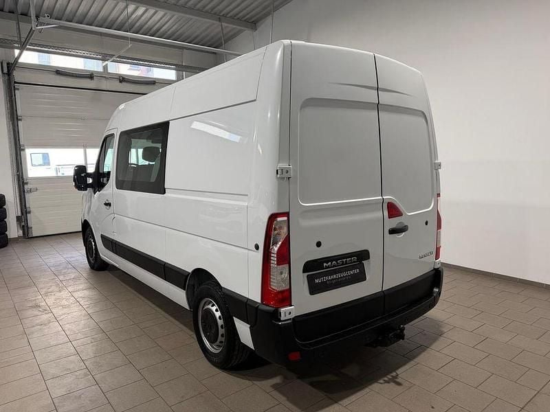 Gebraucht Renault Master 150 PS (110 kW) 2021 Weiß Van / Kleinbus
