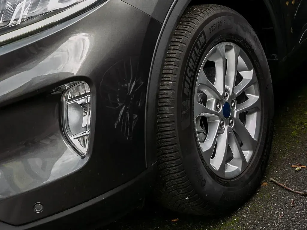 Gebraucht Ford Kuga Titanium 224 PS (164 kW) 2022 Grau SUV