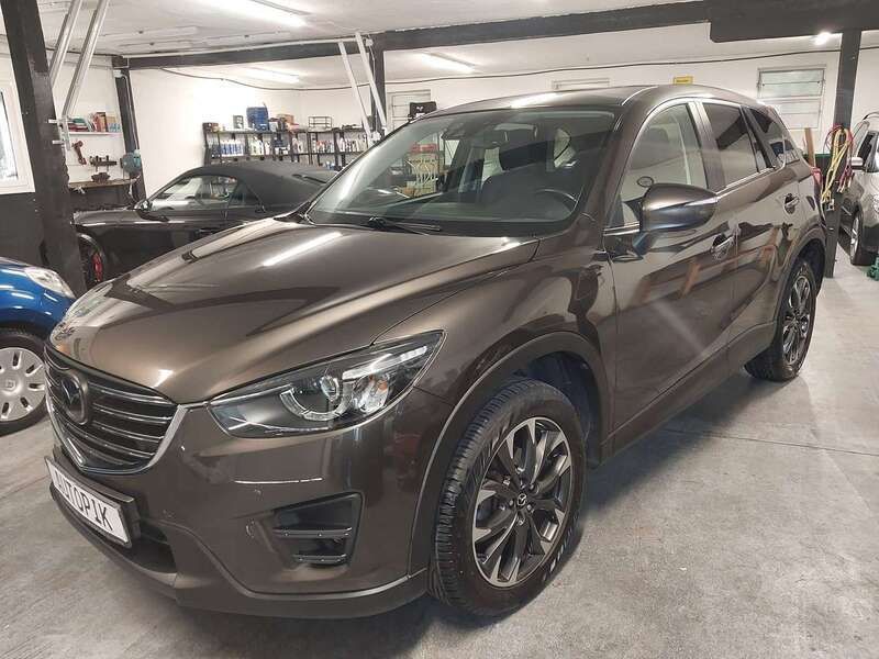 Obsidiangrau metallic Gebraucht 2017 Mazda CX-5 Nakama Intense SUV | 16.999 € (Fairer Preis) - Bild 1/4