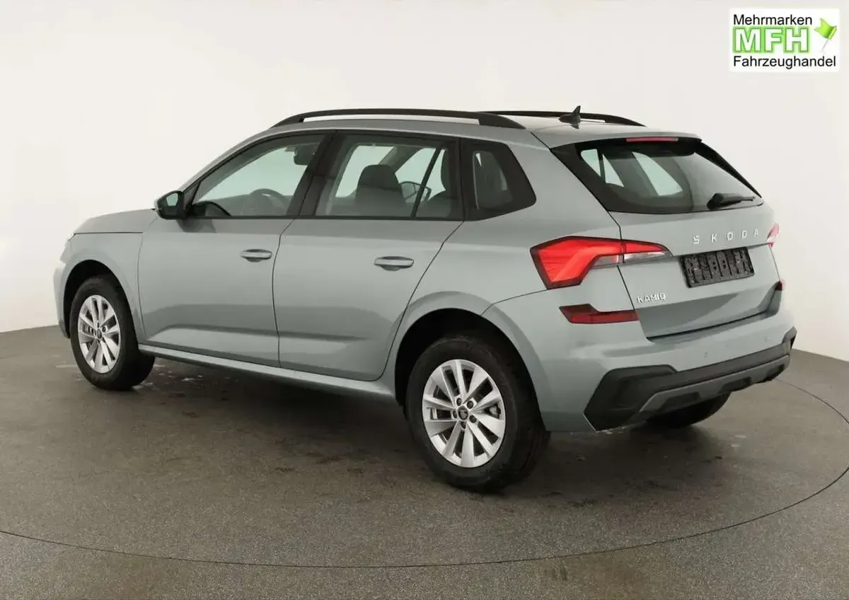 Neu Skoda Kamiq Selection 150 PS (110 kW) 2026 Smokey diamond metallic SUV