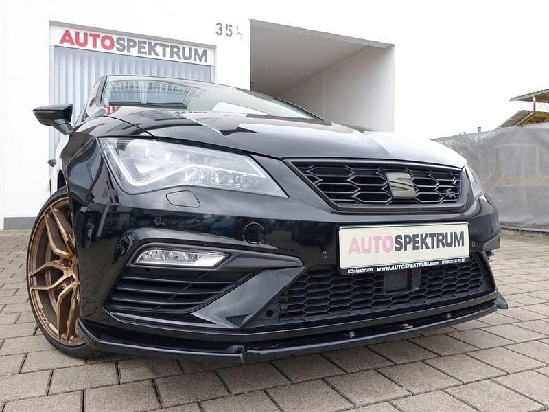 Schwarz Gebraucht 2017 Seat Leon FR Limousine | 14.290 € (Fairer Preis) - Bild 1/4