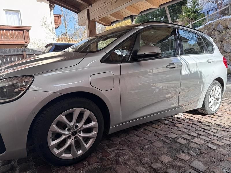 Gebraucht BMW 225 136 PS (100 kW) 2019 Silber Limousine