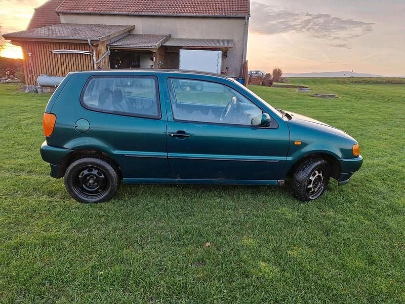 Gebraucht VW Polo 60 PS (44 kW) 1997 Grün Kleinwagen