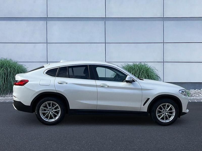 Gebraucht BMW X4 Advantage 190 PS (139 kW) 2021 Mineralweiß SUV