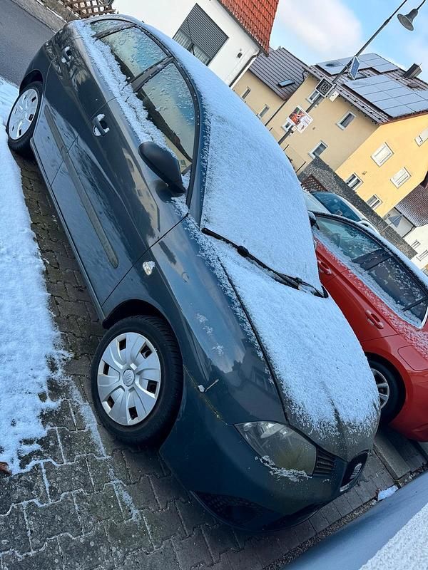 Gebraucht 2002 Seat Ibiza Kleinwagen | 300 € (Superpreis) - Bild 1/4