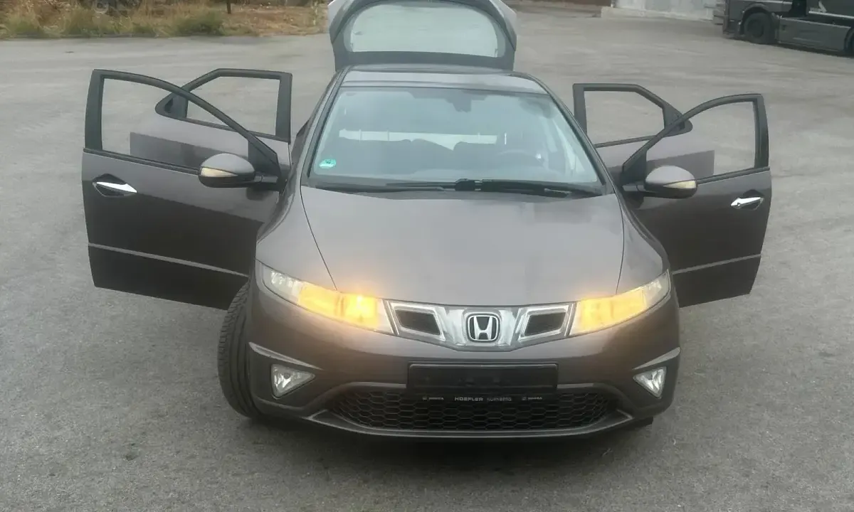 Gebraucht Honda Civic Sport 140 PS (102 kW) 2011 Grau Limousine