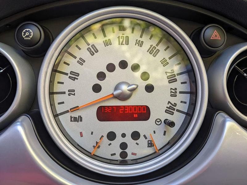 Gebraucht Mini Cooper Cabriolet 116 PS (85 kW) 2006 Schwarz Cabrio