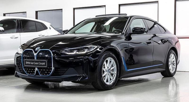 Schwarz Gebraucht 2022 BMW i4 Sport Line Limousine | 35.900 € (Superpreis) - Bild 1/4