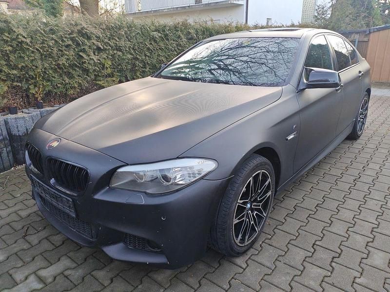 Titansilber metallic Gebraucht 2010 BMW 528 Sport Line Limousine | 10.999 € (Fairer Preis) - Bild 1/4