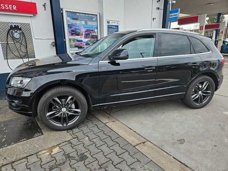 Schwarz Gebraucht 2011 Audi Q5 SUV | 14.999 € (Fairer Preis) - Bild 1/4