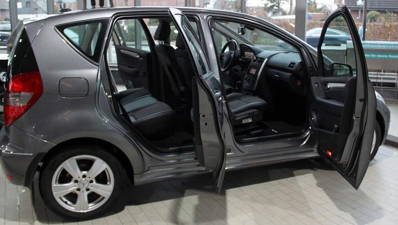 Gebraucht Mercedes A170 Avantgarde 116 PS (85 kW) 2008 Silber Kleinwagen