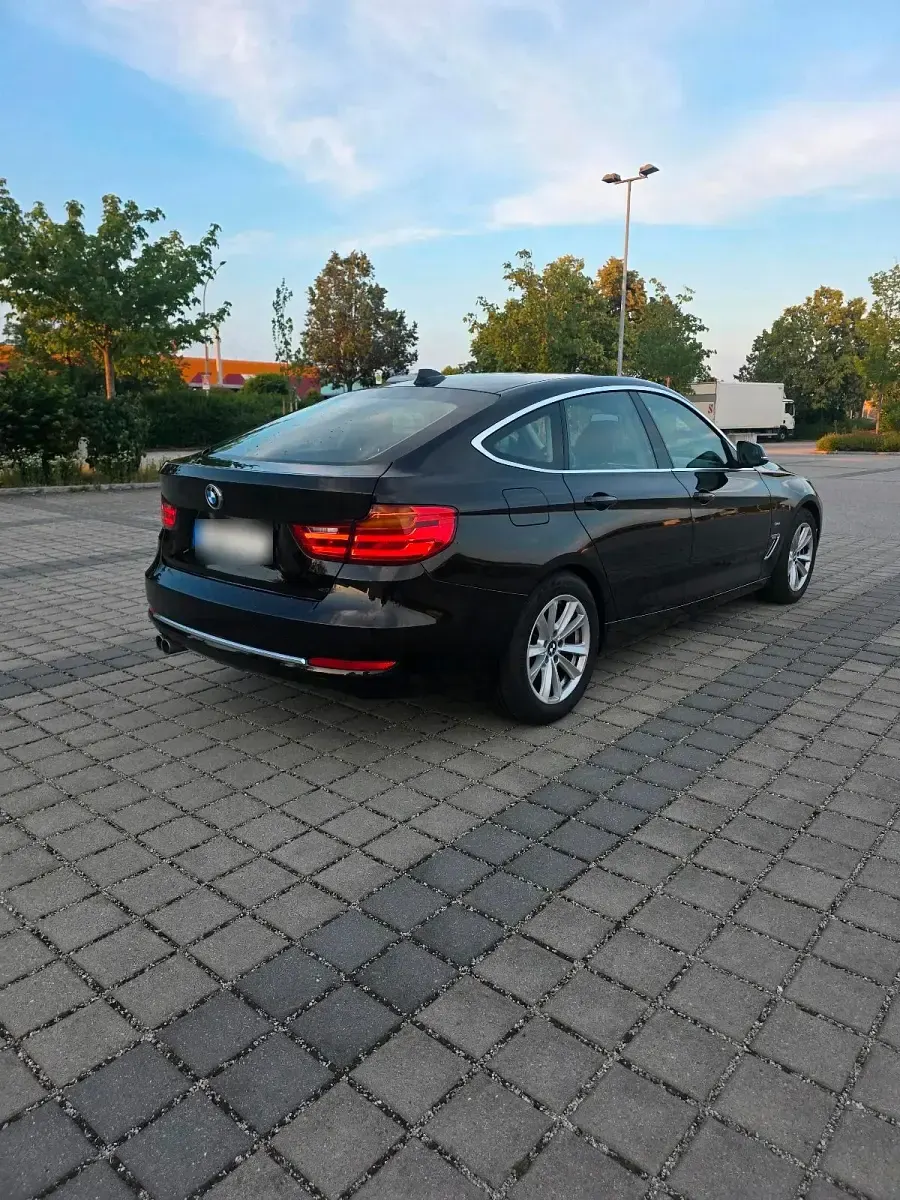 Gebraucht BMW 330 Luxury Line 258 PS (189 kW) 2016 Braun Limousine